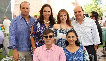  Alejandro y Alejandro Gocher, Yolanda Gocher y José Dimas Hernández, Gilberto Alonso y Eva Gocher .
