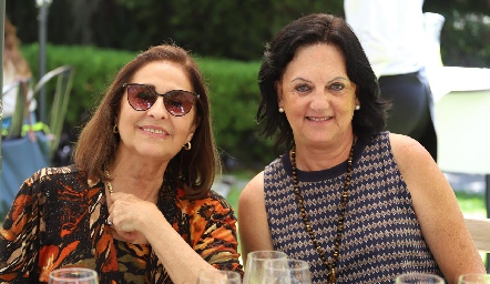 Isabel de Garfias y Melissa Gómez.