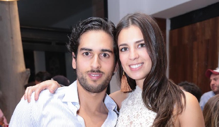  Alejandro Martínez y Paulina Acevedo.