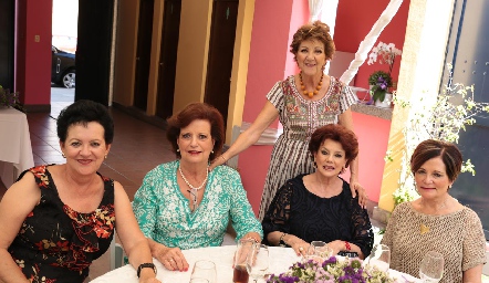  Raquel Perea, Coco Pizzuto, Cecilia Quijano, Norma Nieto y María Eugenia González.