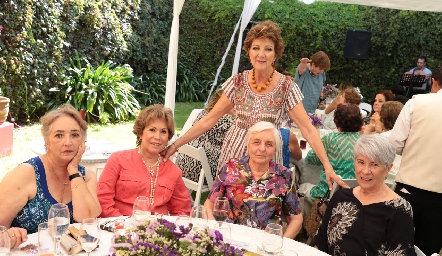  Mary Galán, Larissa Ahumada, Cecilia Quijano,  Bertha María Galán y Graciela Palau.