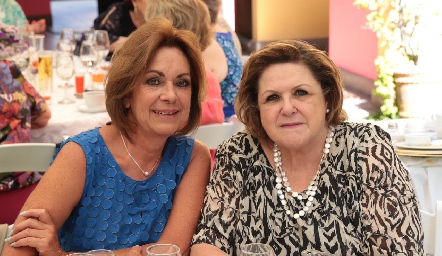  Ana María Ibarra y María Estela Ocejo.