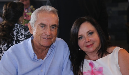  Antonio Acebo e Isabel Camargo.
