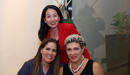  Gladys Nájera, Cristina Gálvez y Margarita Padilla.