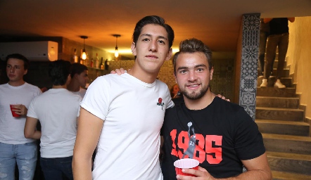  Daniel Villareal y Memo Pizzuto.