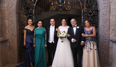  María José Valle, July Marín, Mauricio Suárez, July Valle, Javier Suárez y Mónica Lomelín.