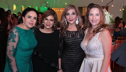  Julia Marín, Rosario López, Cristina Córdova y Gabriela Mercado.