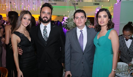  Marifer Ramírez, Frankie Gutiérrez, Diego Tejeda y Paola Delgadillo.