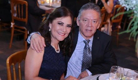  Gladys y Javier Castro.