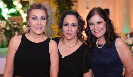  Lolis Castro, Lila González y Gladys Castellanos.