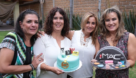  Guadalupe González, Sandra Galván, Lorena Robles y Ana Lilia Von Der Meden.