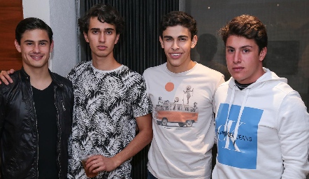  Diego Aguilar, Chema de la Vega, Rodrigo López y Jorge González.