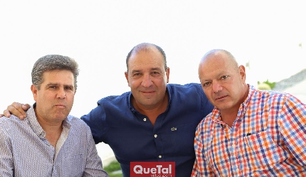  Galo Galván, Gabriel Valle y Bernardo Meade.
