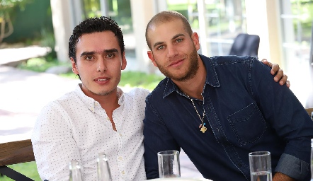  Xavier Azcárate y Guillermo Medlich.