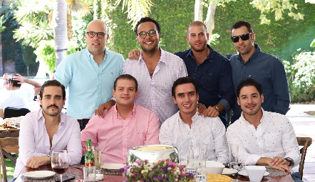  Germán Sotomayor, Javier Campos, Guillermo Medlich, Fernando López, José Luis Villaseñor, Mauricio Ruiz, Xavier Azcárate y Miguel Torres.