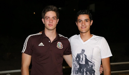  Alejandro Torres y Pablo Madrigal.