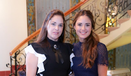  Eva Álvarez de Rangel y Ana Pao Rangel.