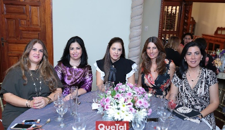  Alicia Álvarez, Patricia González, Eva Álvarez, Verónica Pedroza y Claudia Pozos.