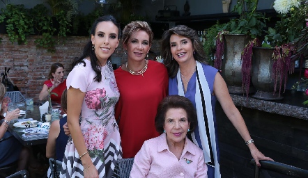 Mariana Tobías, Isabel Carrillo, Marisa Mercado y Melita de Tobías.