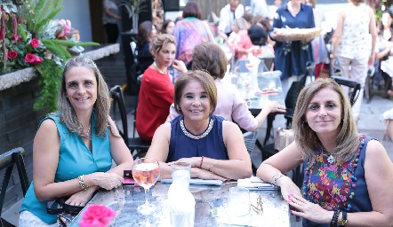  Diana Barba, Patricia Martínez y Susana Hinojosa.