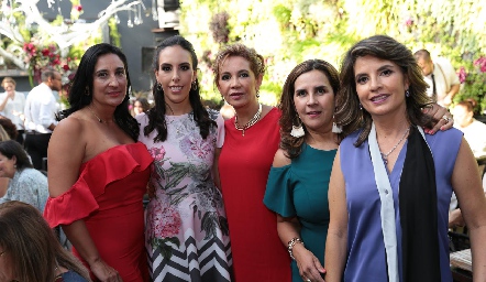  Blanca de Cantú, Mariana Tobías, Isabel de Tobías, Graciela Torres y Marisa Mercado.