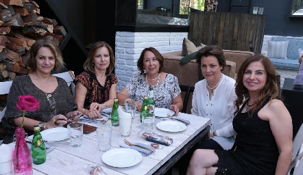  Patricia González, Cony Villasuso, Luz Elena Cadena, Martha Torres y Martha Aguilar Lugo.