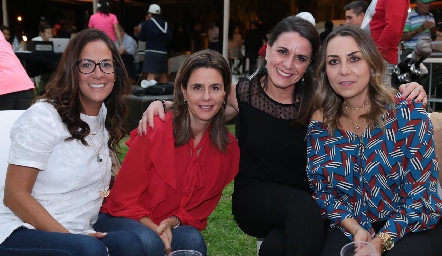  Delia Iduarte, Rocío Gallegos, Guadalupe Bárcena y Roxana Serna.