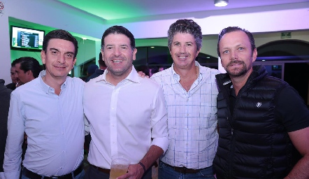  Oscar Silos, Mariano Gamboa, José Antonio Hernández y Víctor Muñoz.
