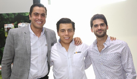  Omar Díaz, Lisandro Bravo y Mauricio Canales.