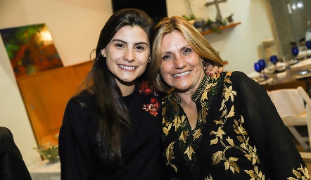  Tere Cadena y Teresa Lastras.