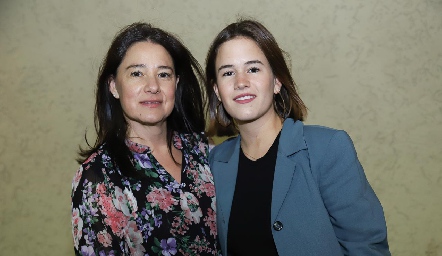  Maricarmen Bárcena y Montse Barral.