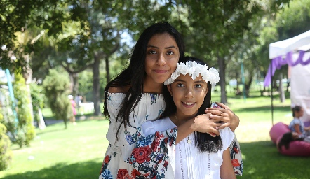  Fernanda y Pamela Valadez.