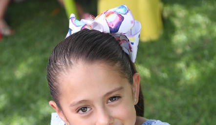  Sara.
