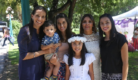  Primera Comunión de Pamela.