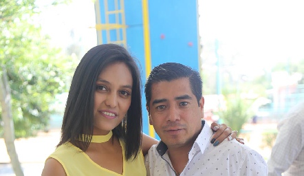  Acompañaron a Pamela .