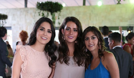  Daniela González, Vicky Álvarez y Paty Gómez.