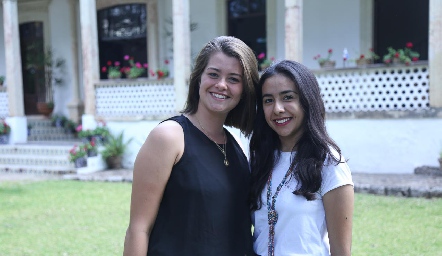  Isa Valle y Ale Pruneda.