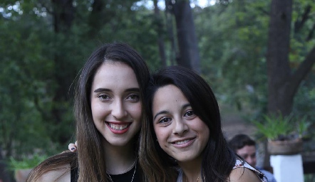  Montse Correa y Sofi Medrano.