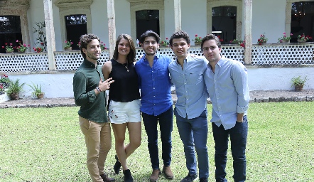  Pablo del Cojo, Isa Valle, Armando Benart, Gerardo Bocard y Alonso Gómez: los regios.