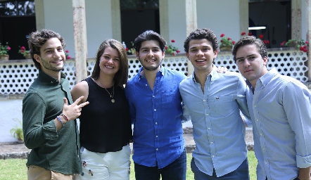  Pablo del Cojo, Isa Valle, Armando Benart, Gerardo Bocard y Alonso Gómez: los regios.