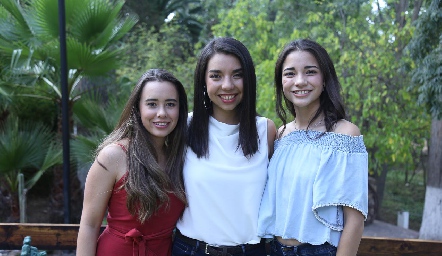  Andrea Ortiz, Vini Padrón y Daniela Borunda.