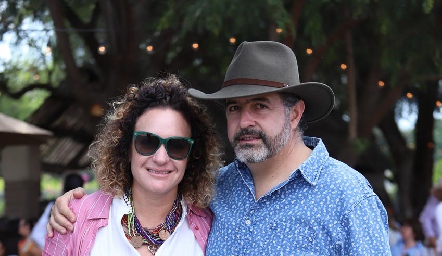  Julieta Morales y Emilio Castro.