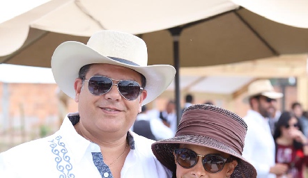  Arturo Estrada e Ylenia Rodríguez.