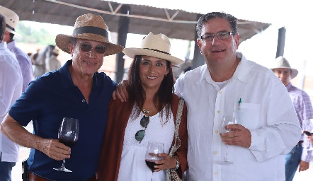  Antonio Robles, Vero Conde y Jacobo Payán.
