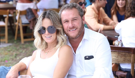  María José Pedrero y Juan Benavente.