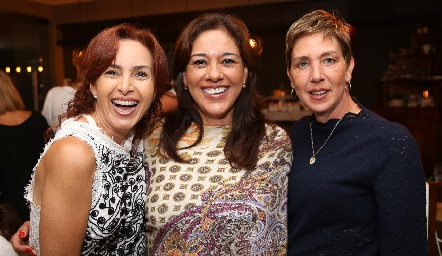  Diana de la Serna, Marcela Batres y Ana Hunter.