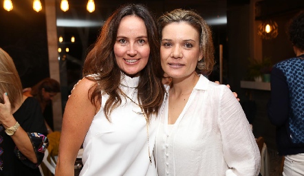  Paulina Quiroz y Laura Monsech.