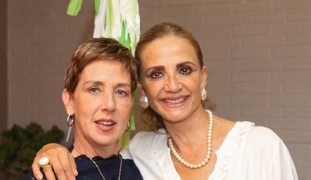  Ana Hunter y Beatriz Rangel.