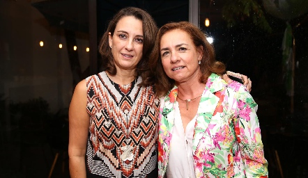  Gloria Martínez y Brenda Álvarez.