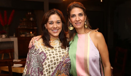  Marcela Batres y Lourdes Velázquez .